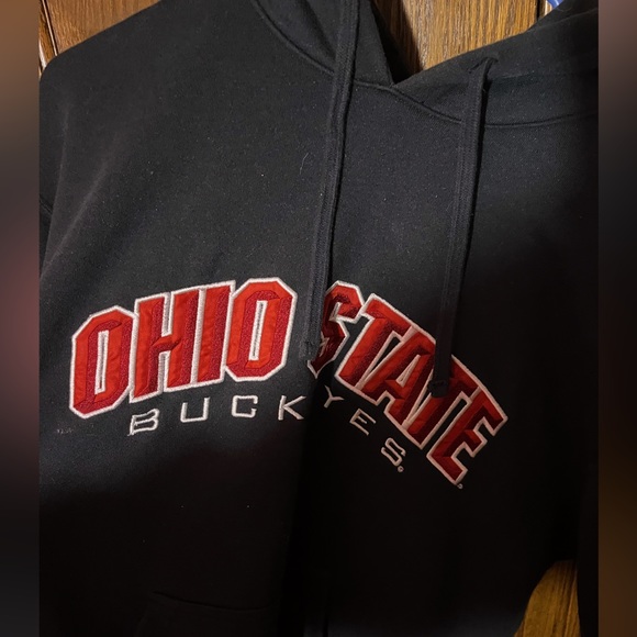 Men’s Ohio State hoodie - Picture 2 of 2